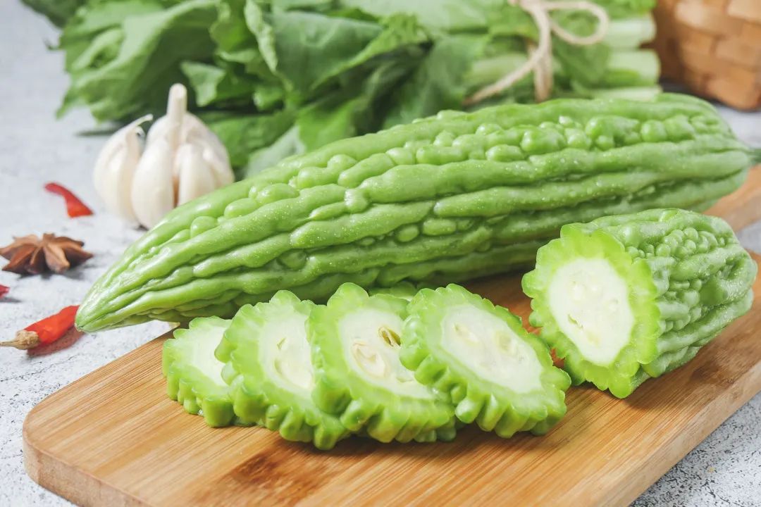 外阴白斑患者在夏季吃苦都有哪些好处? 外阴白斑患者在夏季吃苦都有哪些好处?
