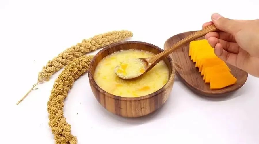 外阴白斑不能吃什么食物?